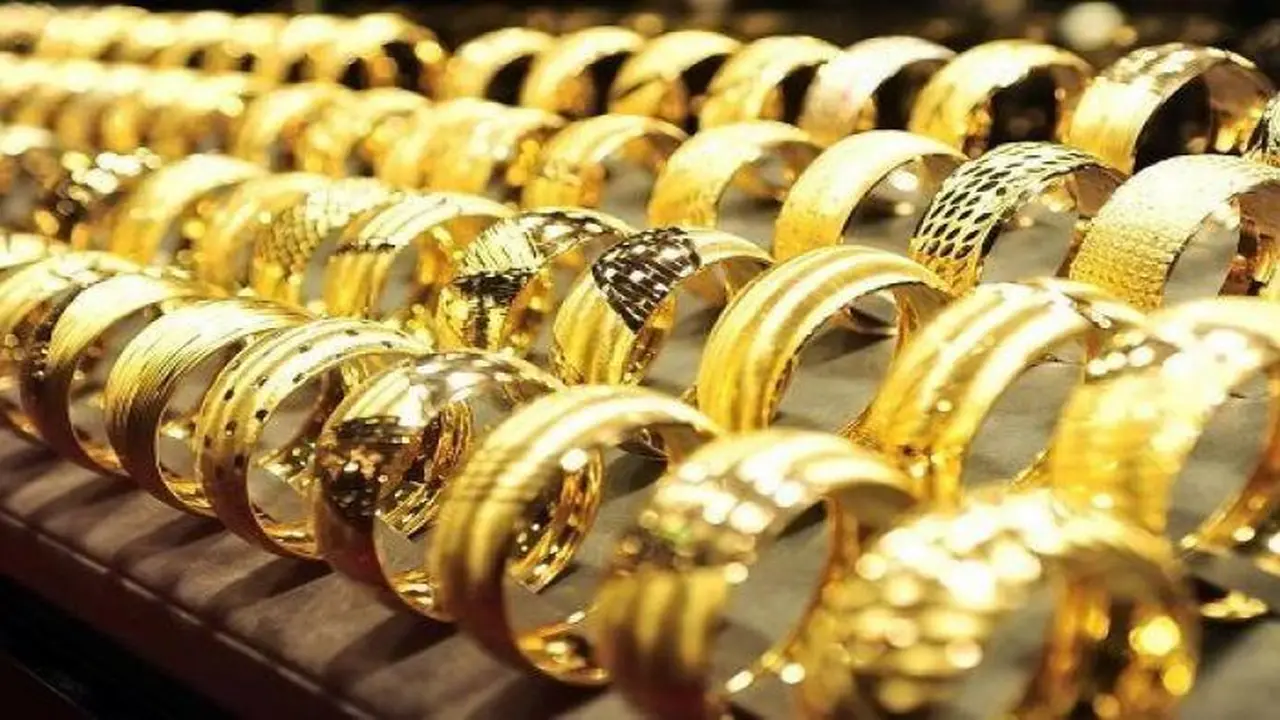 تراجع سعر الذهب في التعاملات المسائية وعيار 24 يسجل 8245 جنيهًا للجرام